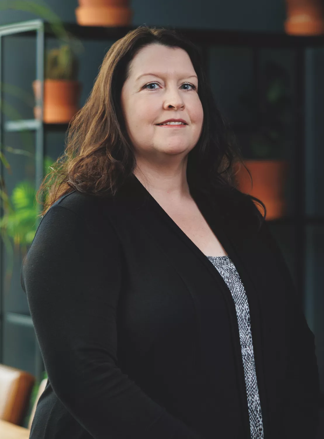 Mariska Ernsten, Administratie bij VDBS